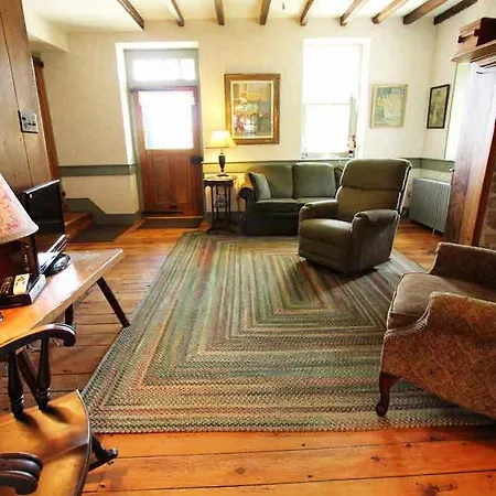 Rocky Acre Farm Bed & Breakfast-3